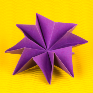 Wunderschöne 3D Origami Blume falten - Anleitung von Einfach Basteln